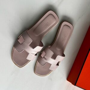 Hermes Oran sandal in rose porcelaine, size 37